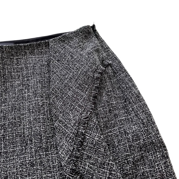 The Limited Black and White Textured Pencil Skirt - Picture 5 of 15